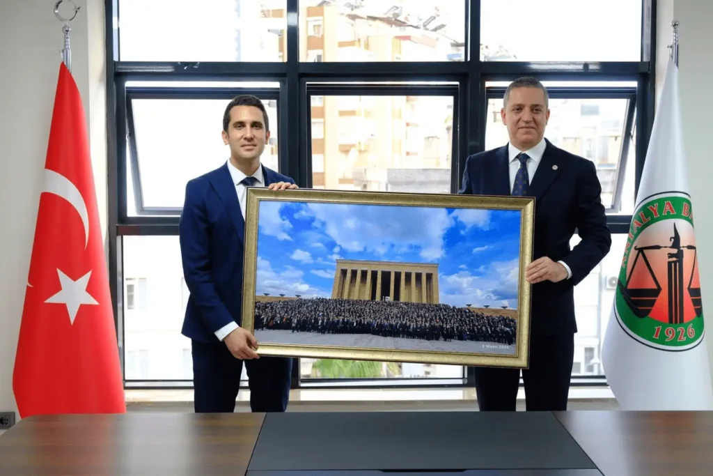 Türkiye Barolar Birliği (TBB) Başkanı Av. R. Erinç Sağkan