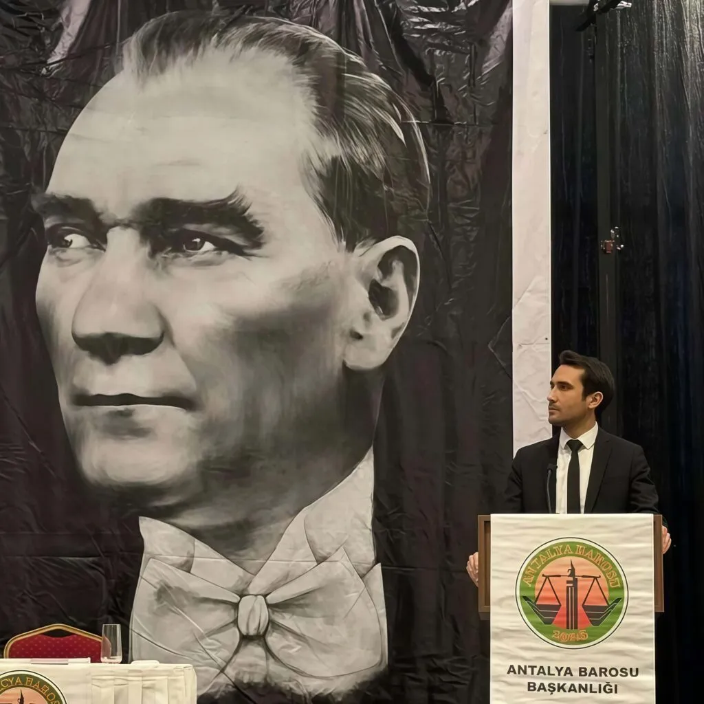 Antalya Baro Başkanı: Ali Çağdaş BOZANER